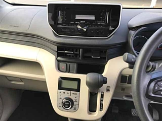 DAIHATSU MOVE 2015