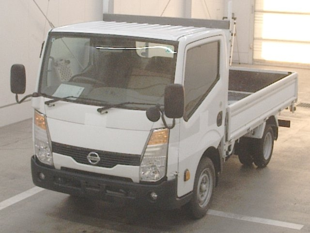 NISSAN ATLAS 2019