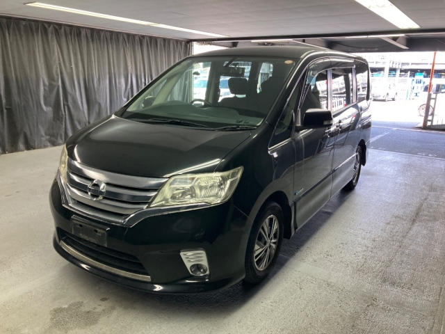 NISSAN SERENA 2012