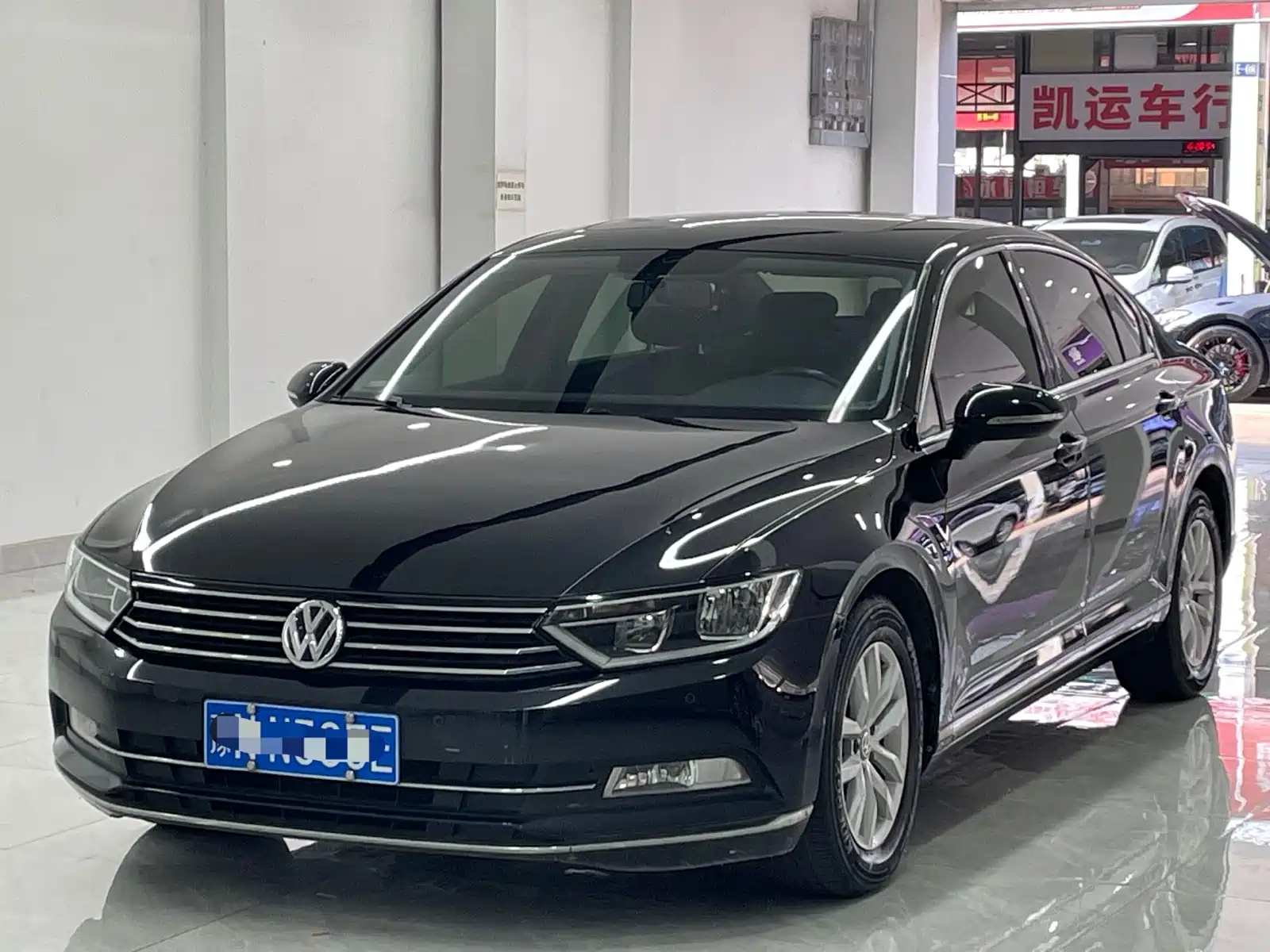 Аукционный лист VOLKSWAGEN MAGOTAN 2019