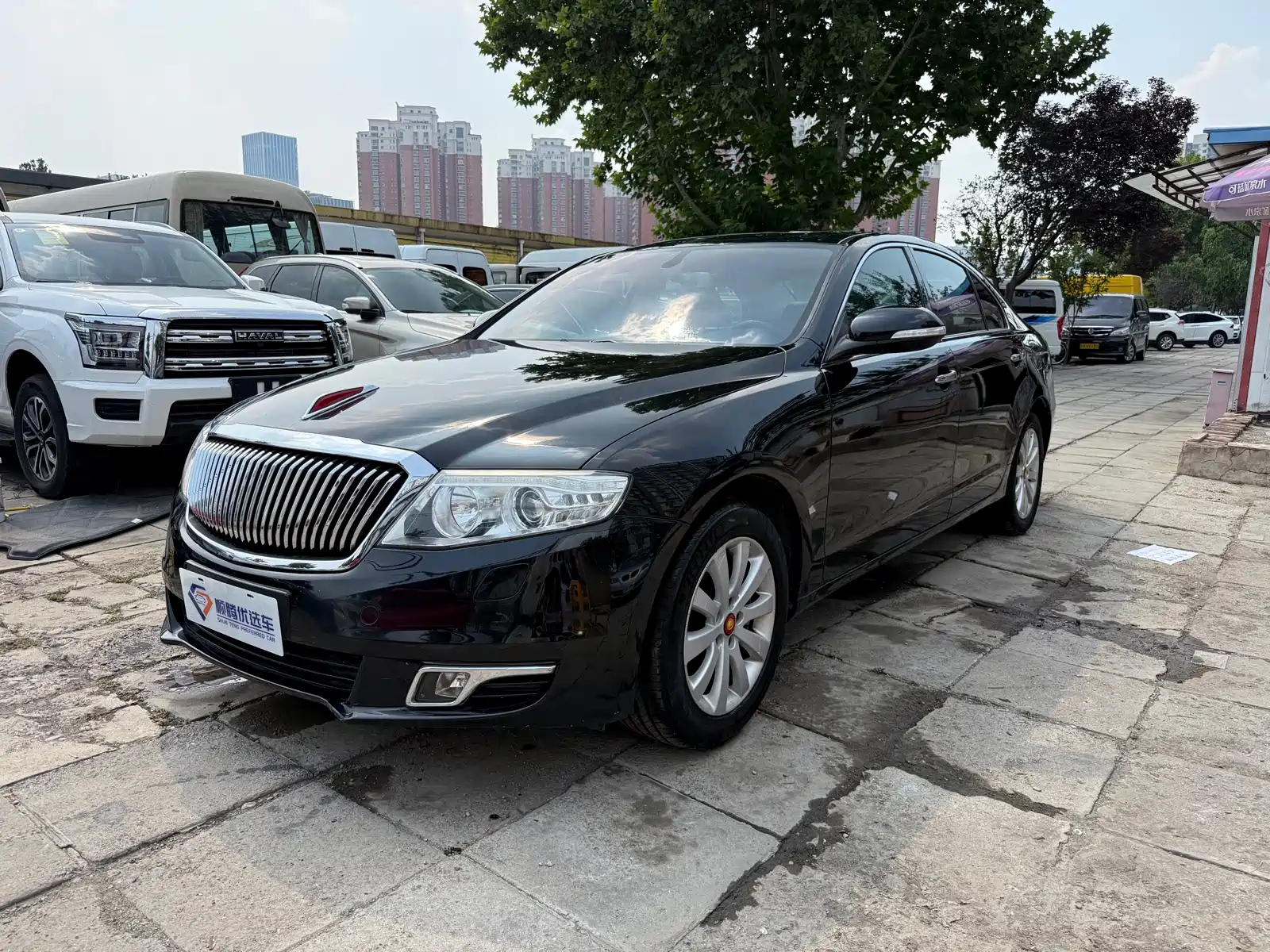 HONGQI H7 2016
