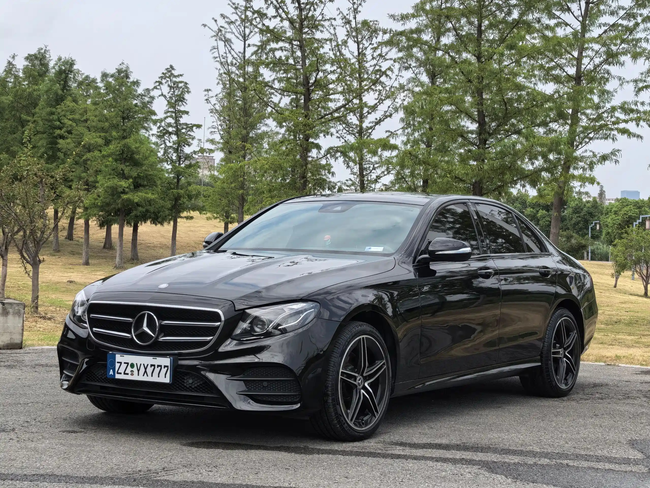 MERCEDES-BENZ E-CLASS 2017