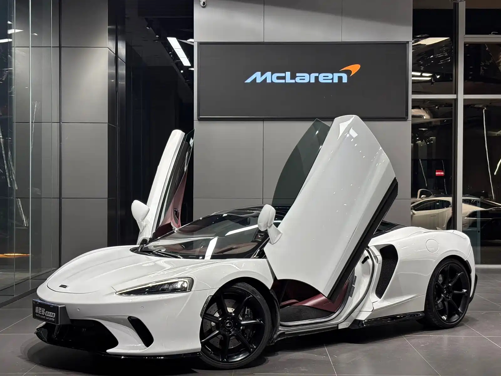 MCLAREN GT 2021